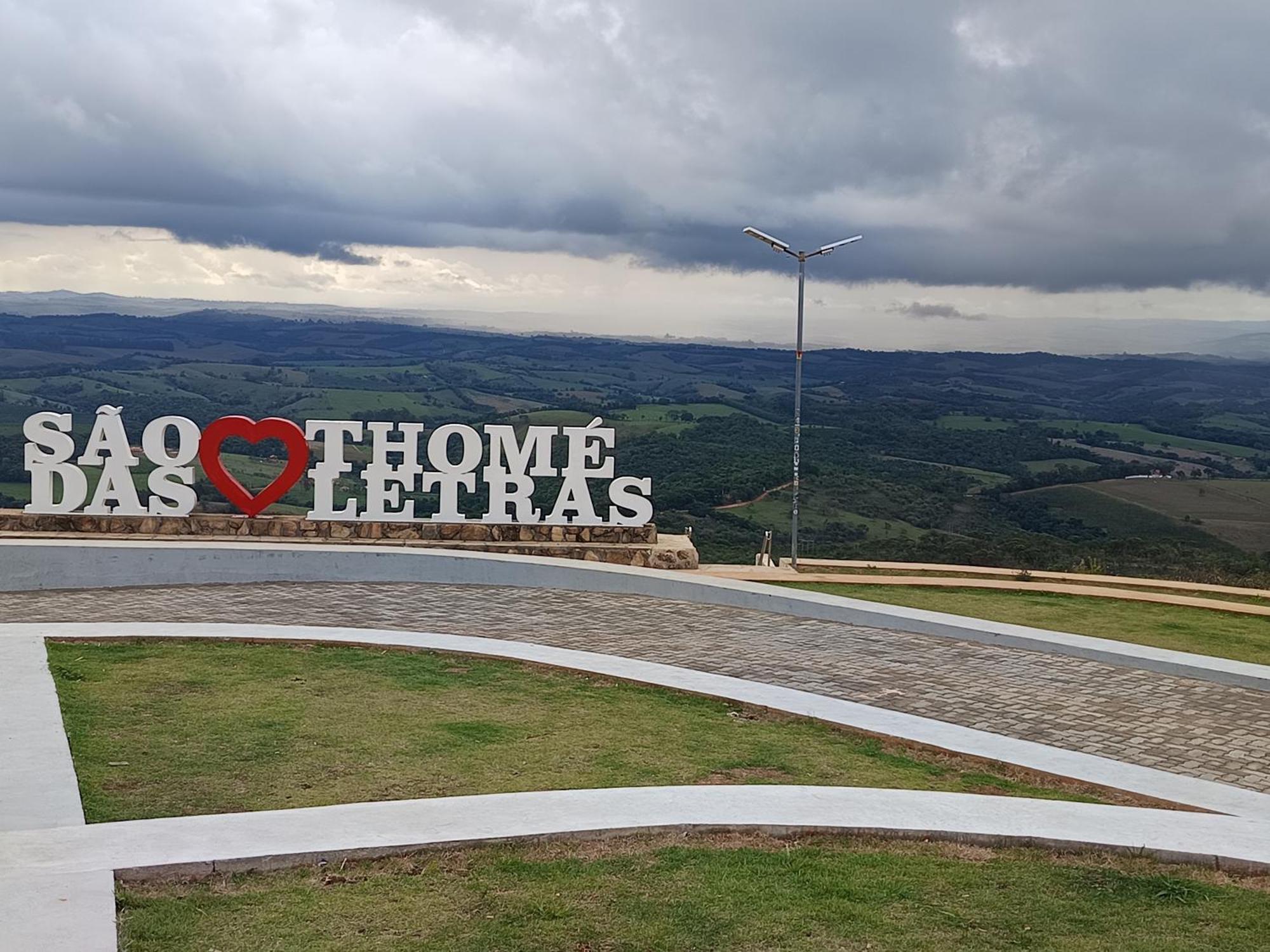 Suites Montanha Das Letras São Tomé das Letras Εξωτερικό φωτογραφία